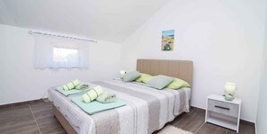 Room - Holiday flat (Veli Lošinj)