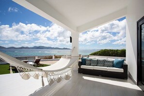 Terrace/patio - Pelican Bay Villa with views of St Maarten, 5 bedroom with pool (boiling point)