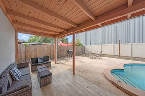 Terrace/patio - Perfect 4-bedroom house with AC in enchanting Tampa (Tampa)