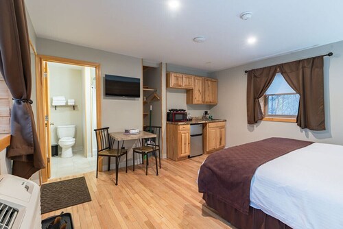 King Room Near Trails White Mountains Resort