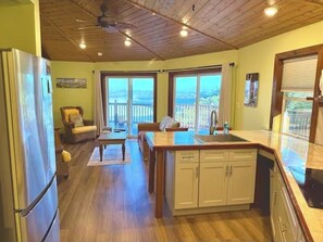 Interior - Penthouse Views full AC Coral Bay St John, Easy Drive Restaurants, Bars, Beaches (Coral Bay)