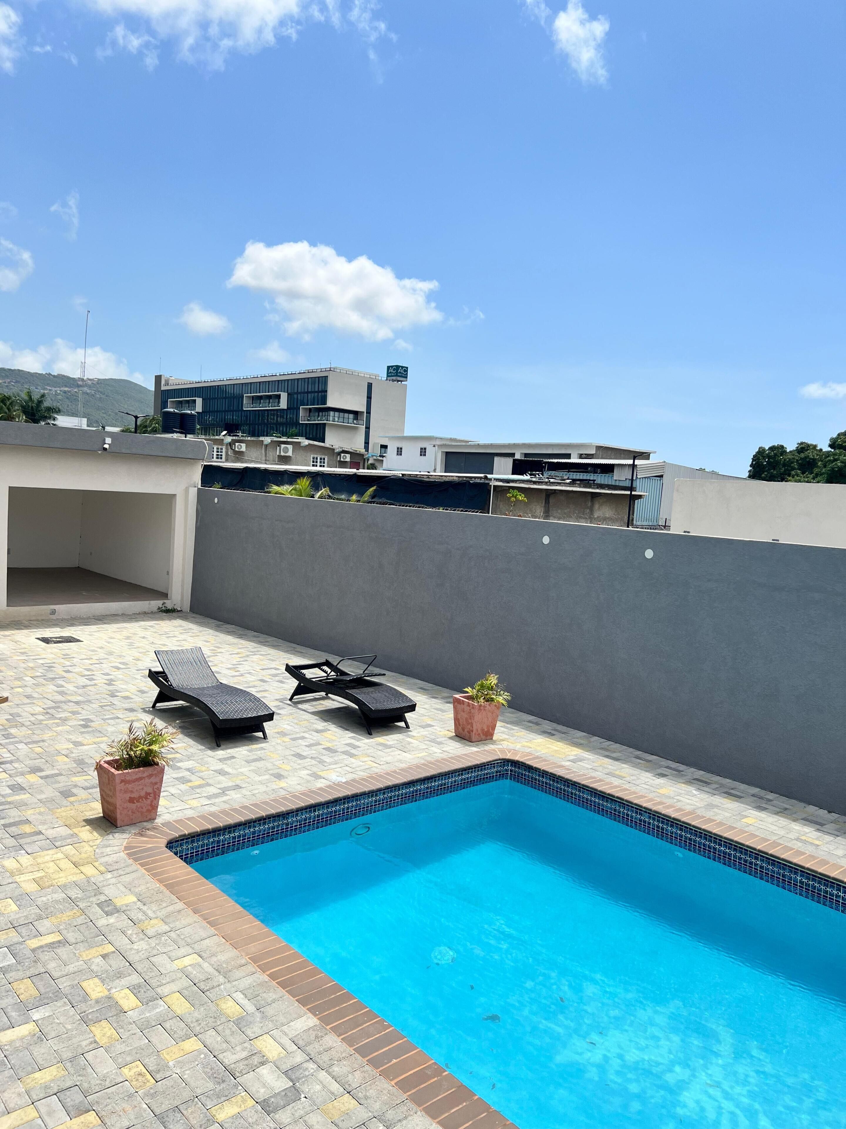 Piscine extérieure