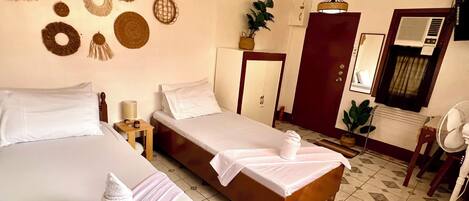 Habitación estándar con 2 camas individuales, baño privado