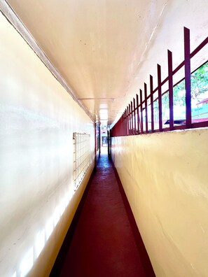 مدخل المنشأة