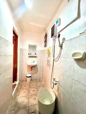 Tomannsrom – standard, privat bad | Bad