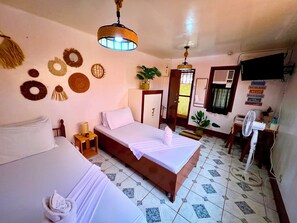 Standard Twin Room, Private Bathroom | Free WiFi - Maliag Room for Rent (Coron)