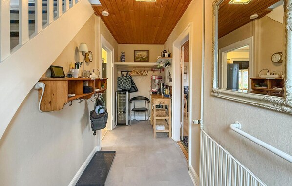 Interior - 4 bedroom gorgeous home in Stege (Stege)