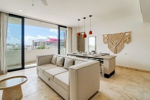 Living area - Beautiful apartment with rooftop pool, fitness area, & balcony (Tulum)
