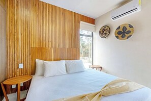 Room - 2-story apt with private pool, balcony, patio, outdoor dining area, gym, W/D, AC (Tulum)