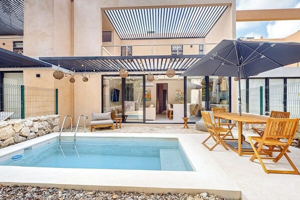 Pool - 2-story apt with private pool, balcony, patio, outdoor dining area, gym, W/D, AC (Tulum)
