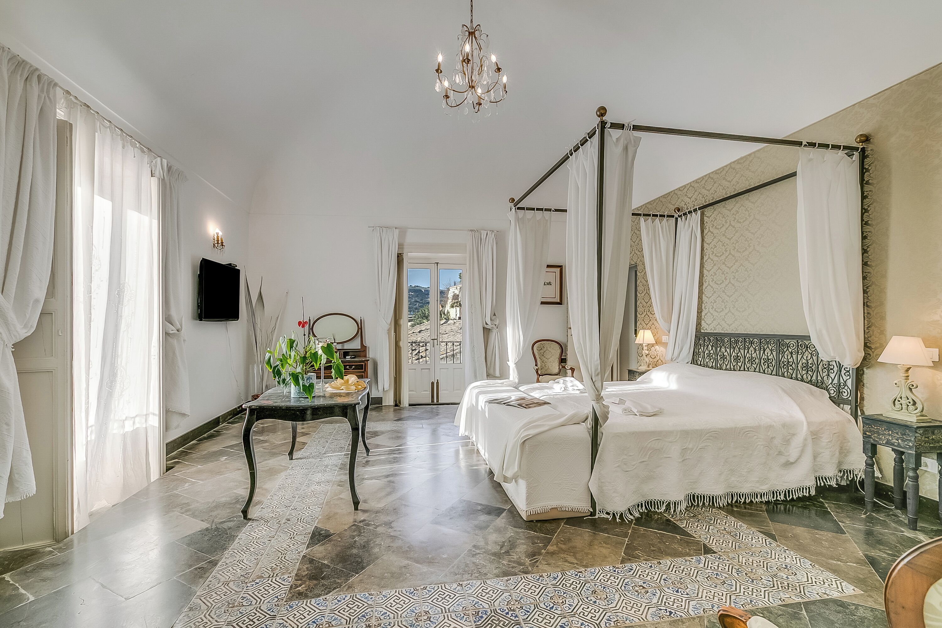 7 camere, Wi-Fi gratuito, lenzuola