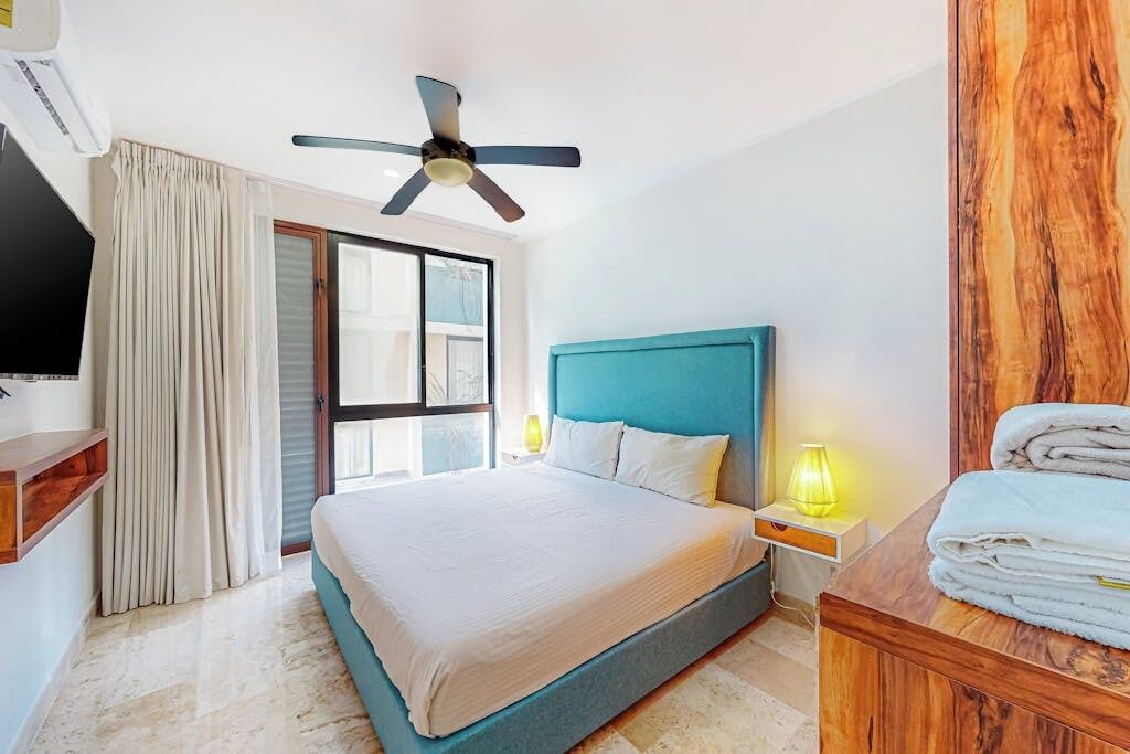 1 chambre, fer et planche à repasser, Wi-Fi gratuit, draps fournis