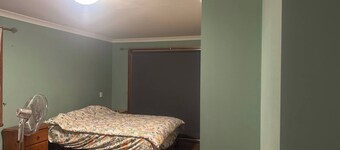 Room-pillais B & B, Private Room Attach
