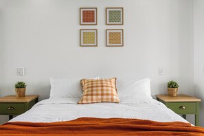 Apartment, 2 Bedrooms, Balcony, Ocean View - Skyline & Ocean View Retreat - GC 1303 (Surfers Paradise)