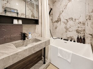 Habitación doble Confort, junto a la pista de ski | Baño