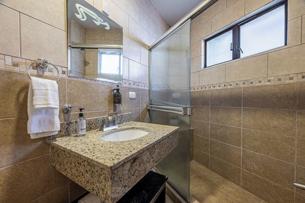 Hair dryer, towels