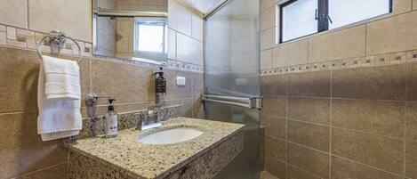 Hair dryer, towels