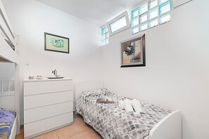 2 chambres, draps fournis