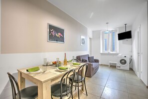 Dining - Casa Paolo - Sea Front, Ceriale, Italy (Ceriale)