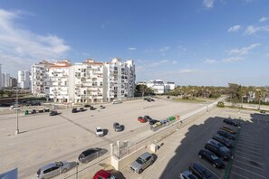 Exterior - VALDELAGRANA BEACH - Apartment with shared pool and free WiFi (El Puerto de Santa María)