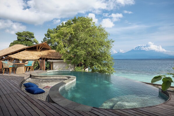 View from property - Giri Sea Cliff Penida Resort And Spa (Penida Island)