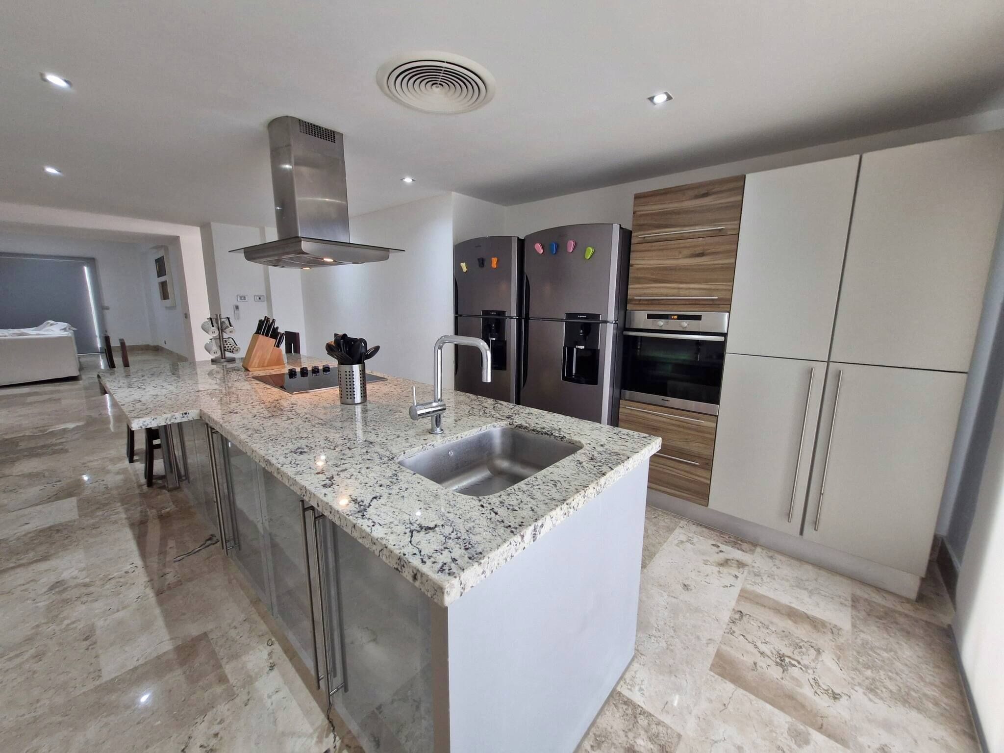 Apartment, 2 Bedrooms, Accessible, Balcony | Interior