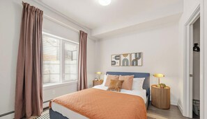 Desk, iron/ironing board, travel cot, WiFi - Trendy Boutique Condo | Near University | 5 min DT (Edmonton)