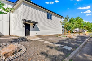 Exterior - Lakeside Stay • Downtown CDA (Coeur d'Alene)