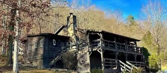 Mountain Magic Cabin, Moutan View/Private/3BR/2Bath/Pets Friendly.