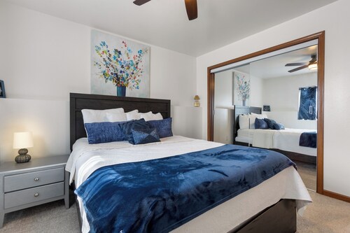  Spacious 5-Bedroom Home in Aberdeen