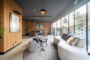 TV - Largest & Elegant Apartment | Larco | Miraflores (Miraflores)