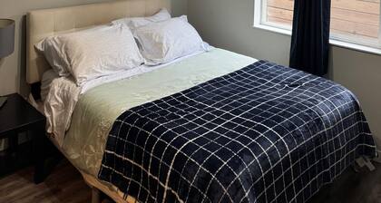 Charming 1-bedroom studio with AC in Tukwila