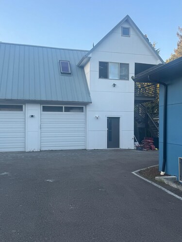 Charming 1-bedroom studio with AC in Tukwila