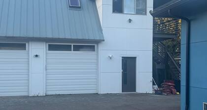Charming 1-bedroom studio with AC in Tukwila