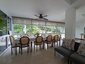 Dining - 3BR Private Home with Pool in Manga Near Getsemani & Historic Center (Cartagena de Indias)