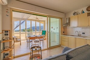 Living area - Residence Verdeblu, Capoliveri, Naregno (Capoliveri)