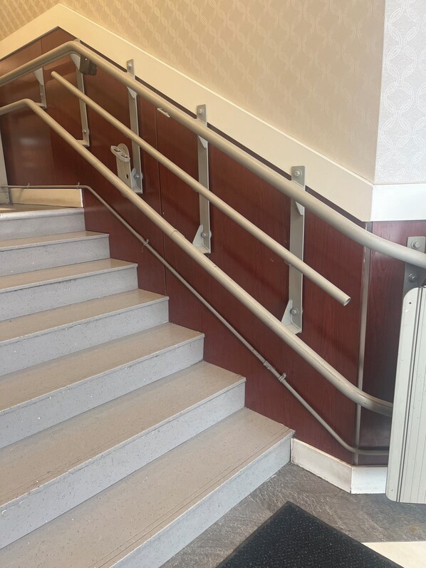 Interior - Stunning 1 Bedroom apartment with river view in the heart of chinatown calgary (Calgary)