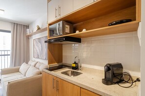 House - Studio com Varanda ao Lado do Metr em Pinheiros (São Paulo)