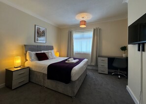 Room - Eye Road Retreat (Peterborough)