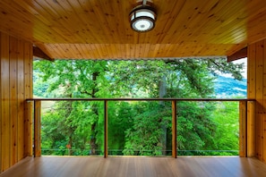 Classic Twin Room, Mountain View | Interior