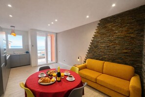 Dining - Trilocale Cristallo al Cavo (Rio Marina)