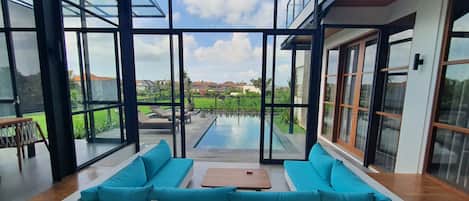 Villa – superior, hageutsikt | Innvendig