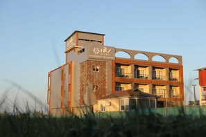 Exterior - Ritz Valley Resort (Mahabaleshwar)