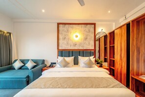 Emerald Valley | Egyptian cotton sheets, premium bedding, down comforters - Ritz Valley Resort (Mahabaleshwar)