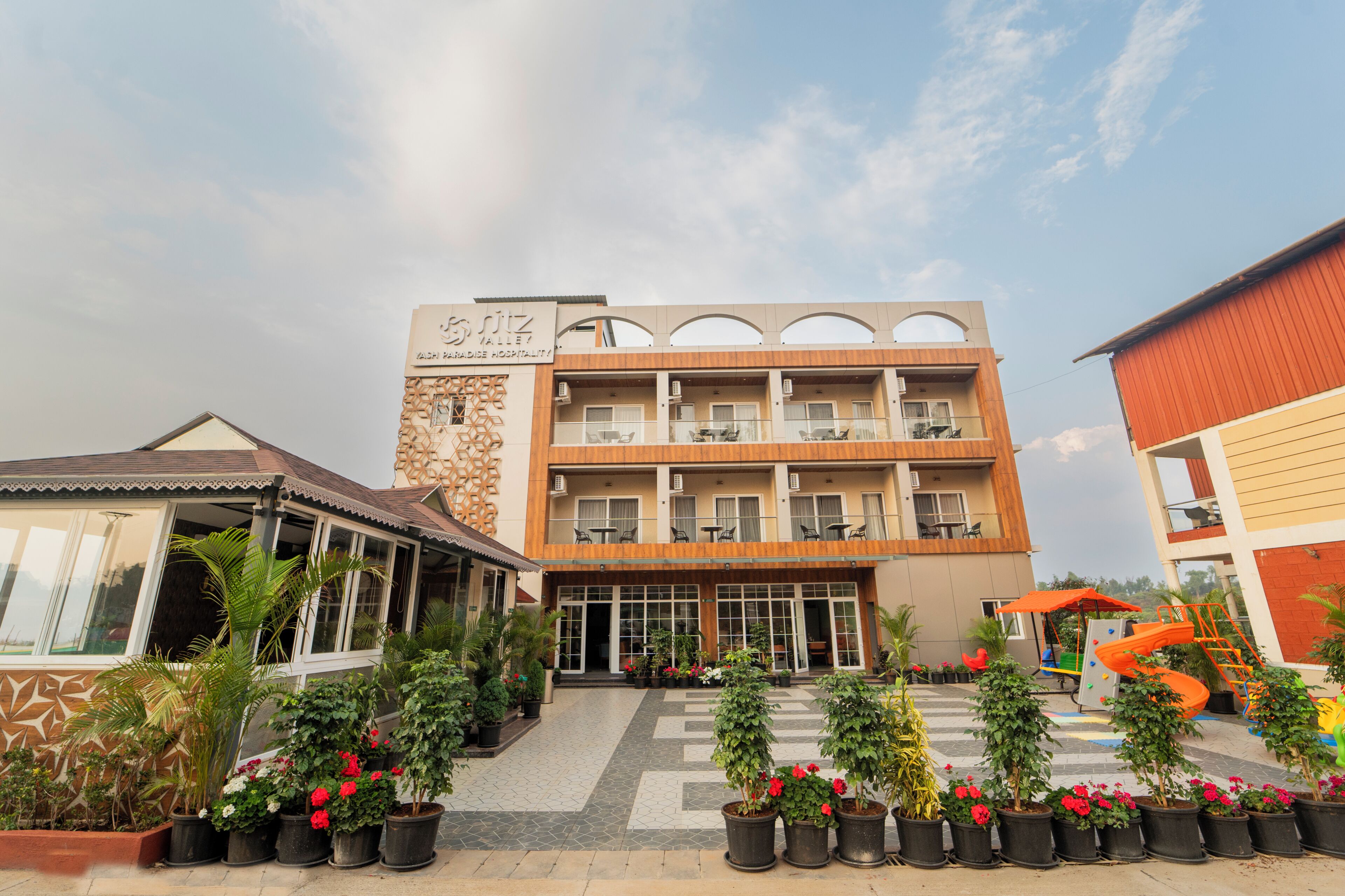 Facciata della struttura