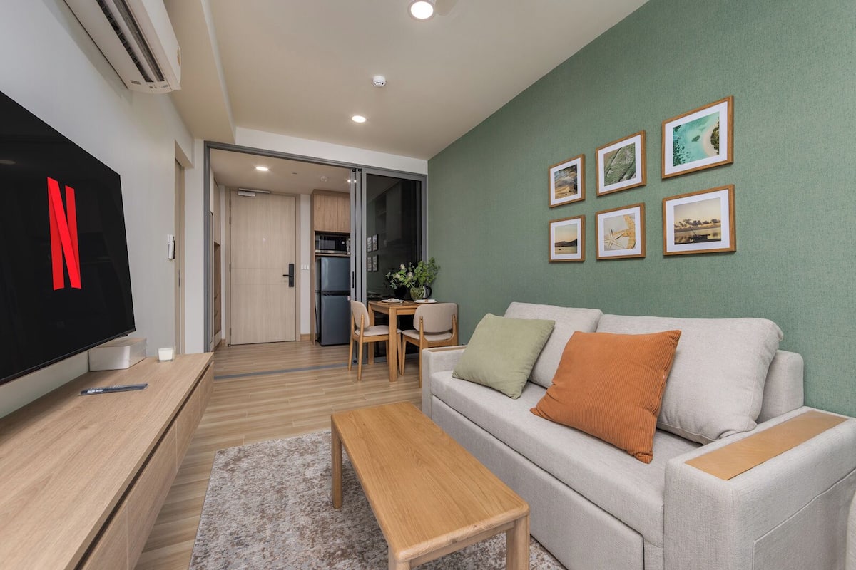 舒适套房, 阳台, 公园景观 | 起居区