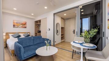 Comfort Studio, 1 Bedroom, Balcony, Courtyard View