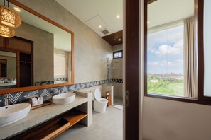 Grand Villa, 4 Bedrooms, Pool View | Bathroom - Casa Esquina - East Wing (Canggu)
