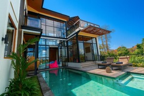 Outdoor pool - Casa Esquina - East Wing (Canggu)