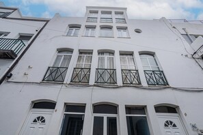 Exterior detail - GuestReady - Modern apartment in Ponta Delgada (Ponta Delgada)